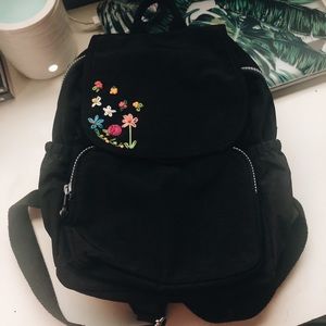 diy embroidered backpack 💐